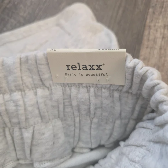 Relaxx High-Waist Women's Lounge Shorts in Light Gray - Picture 4 of 5